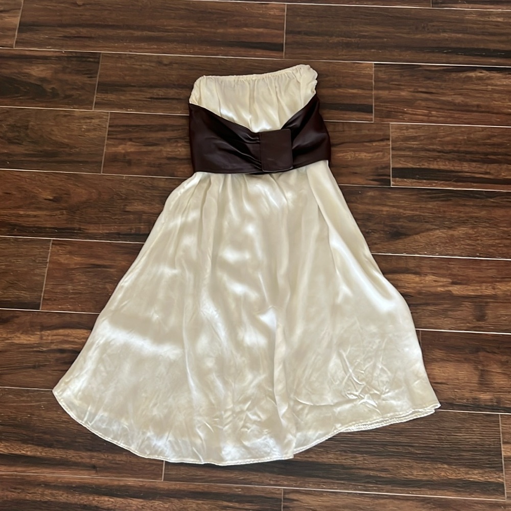 Silk strapless dress with leather belt
